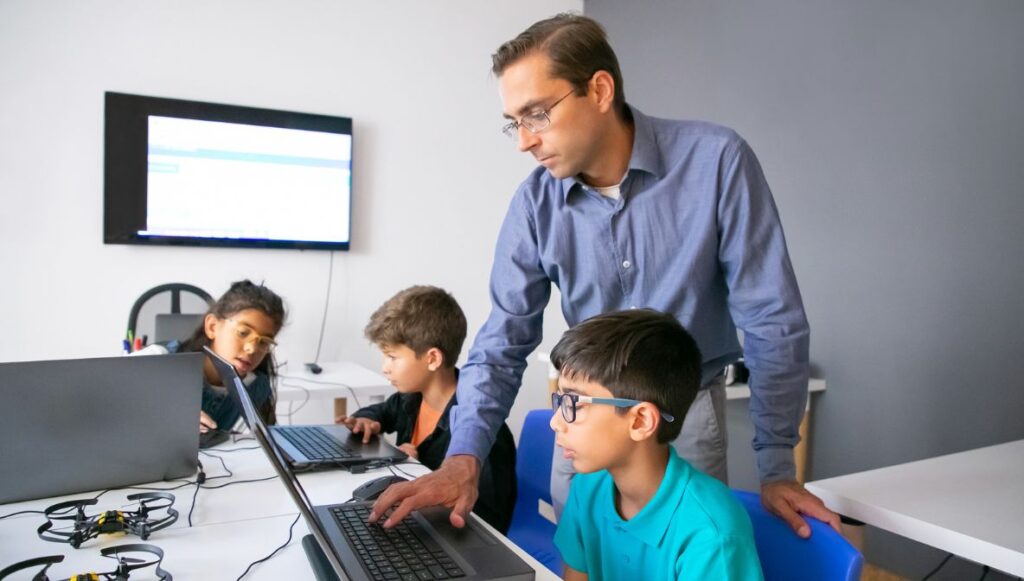 The Importance of Educational Technology to a Teacher importance of educational technology to a teacher